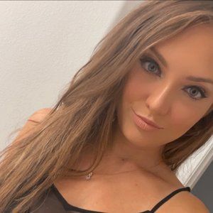 Meet your Posher, Marina